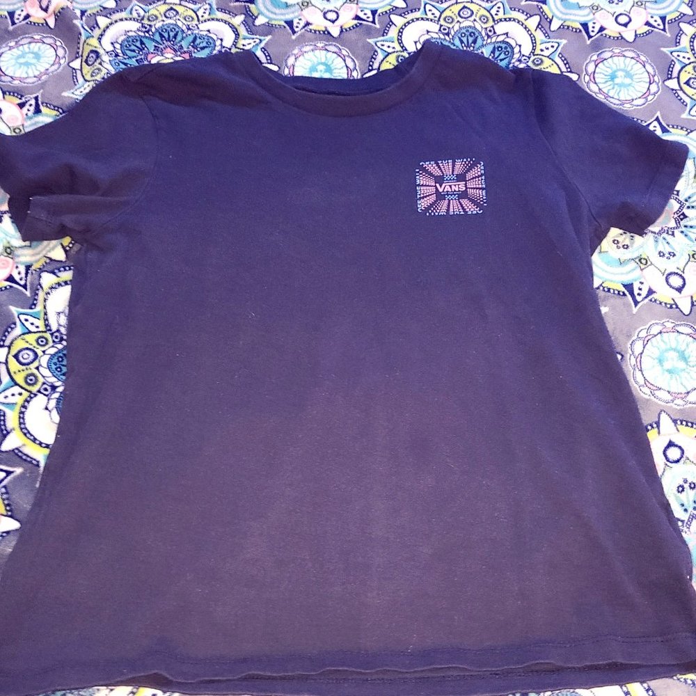 Cute black Vans T-shirt